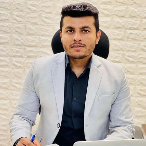 Nilesh Kumar Gupta, Founder
